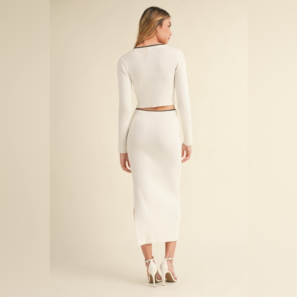 49. Ribbed Knit Rhinestone Buttons Skirt Set in Cream - Picture 8 of 8